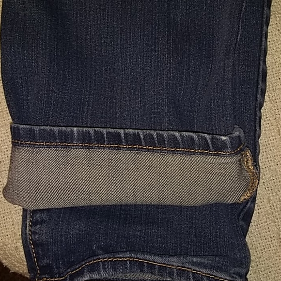 American Eagle Outfitters super stretch jeans. - Picture 7 of 9
